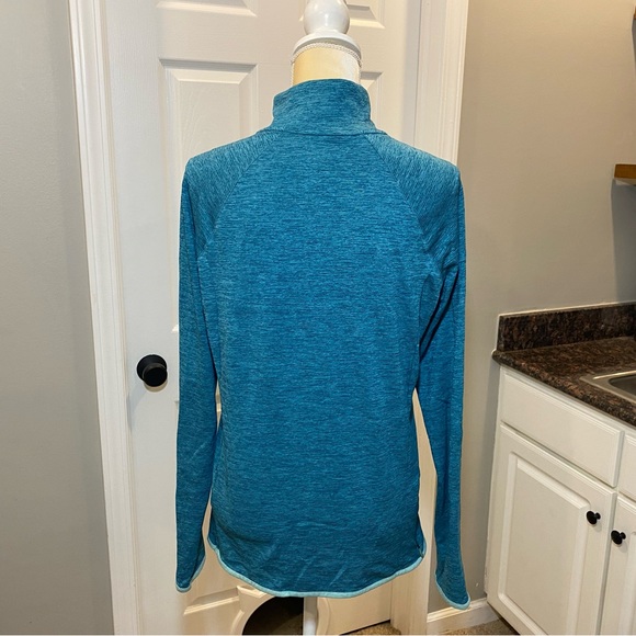 Under Armour Heathered 1/2 Zip Athletic Pullover - Picture 4 of 4